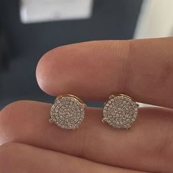 10k Gold Natural Diamond Earrings
