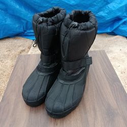 Size 13 Snow Boots 