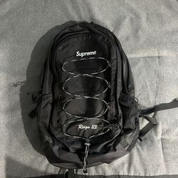 Supreme Backpack (SS22)