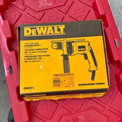 DEWALT 7.8 Amp Corded 1/2 in. Variable Speed Reversible Hammer Drill