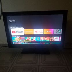 32"  LG TV