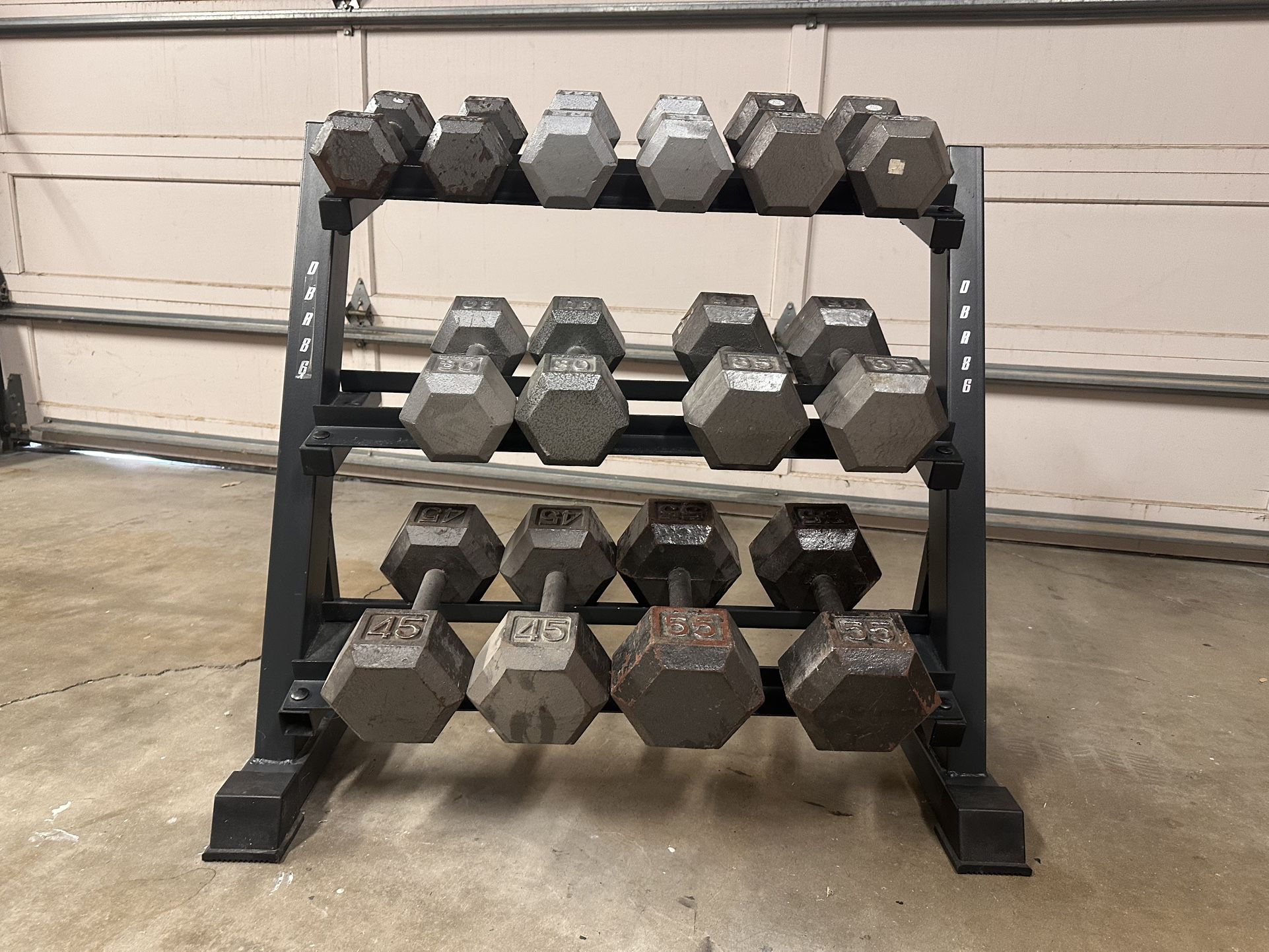 Gym equipment, bench, dumbbells, rack, step, mat