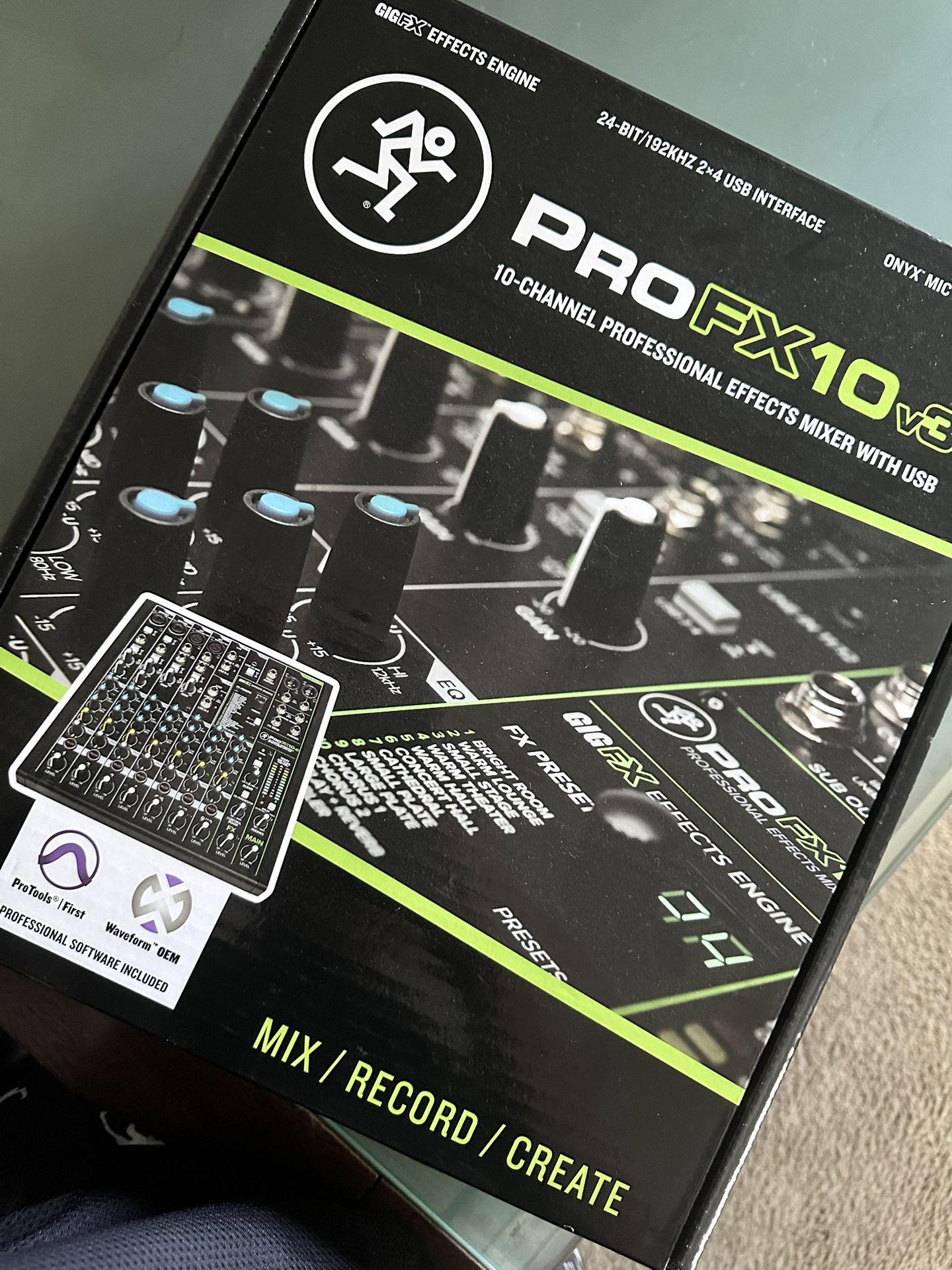 10-Channel Mixer