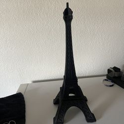 Eiffel Tower 