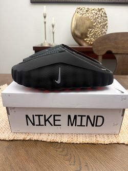 Men’s Nike Mind 001 Black Chrome Hyper