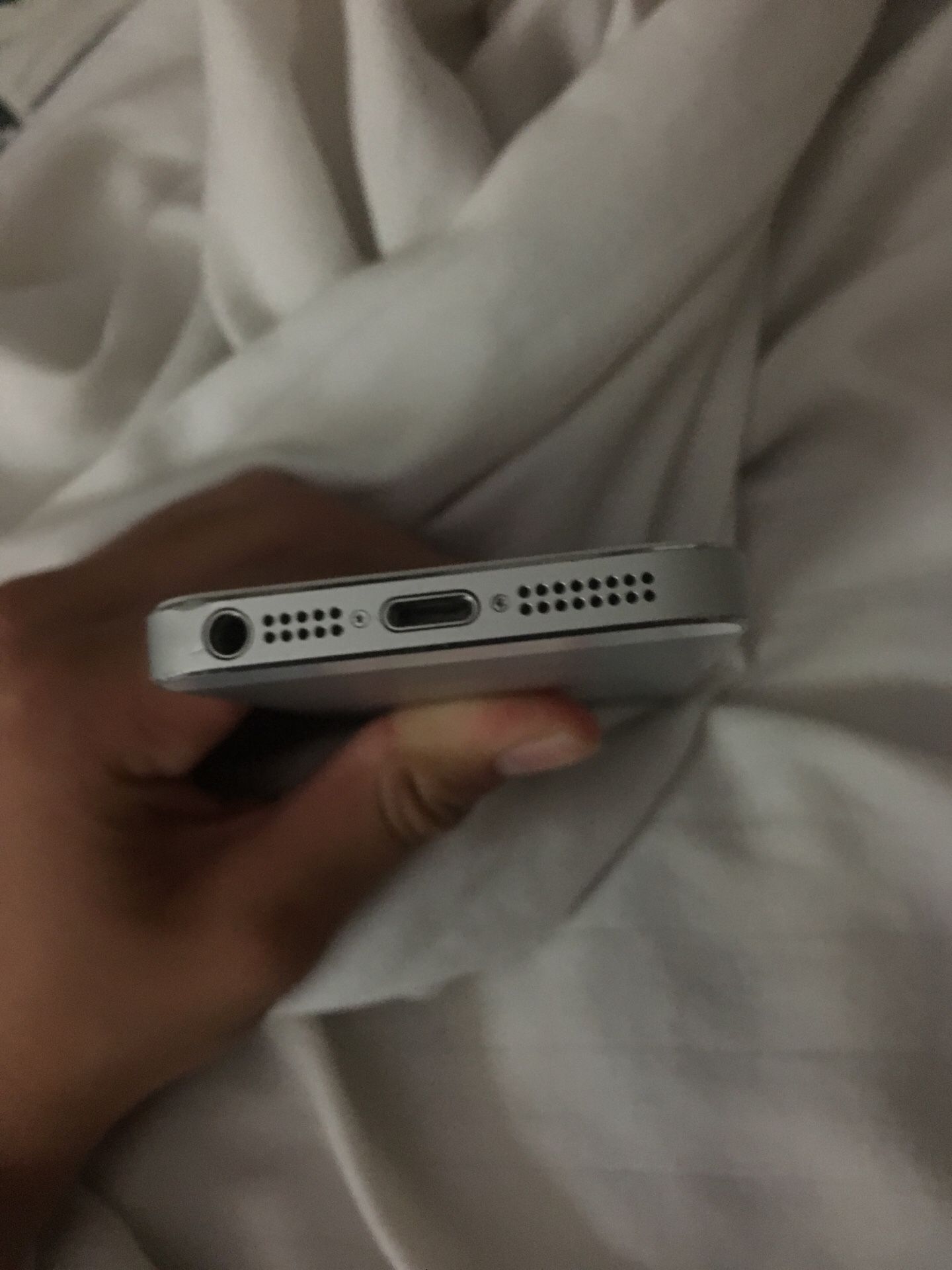 unlocked iphone 5s