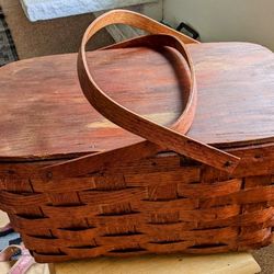 1940s Picnic Basket