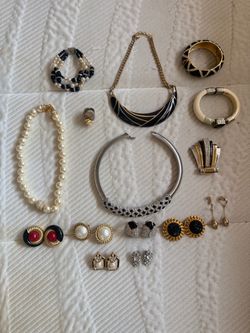 Vintage Costume Jewelry Lot