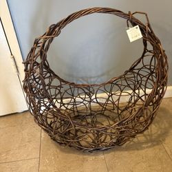 Hobby Lobby’s Twig & Vine Brown Jumbo 23”x11”