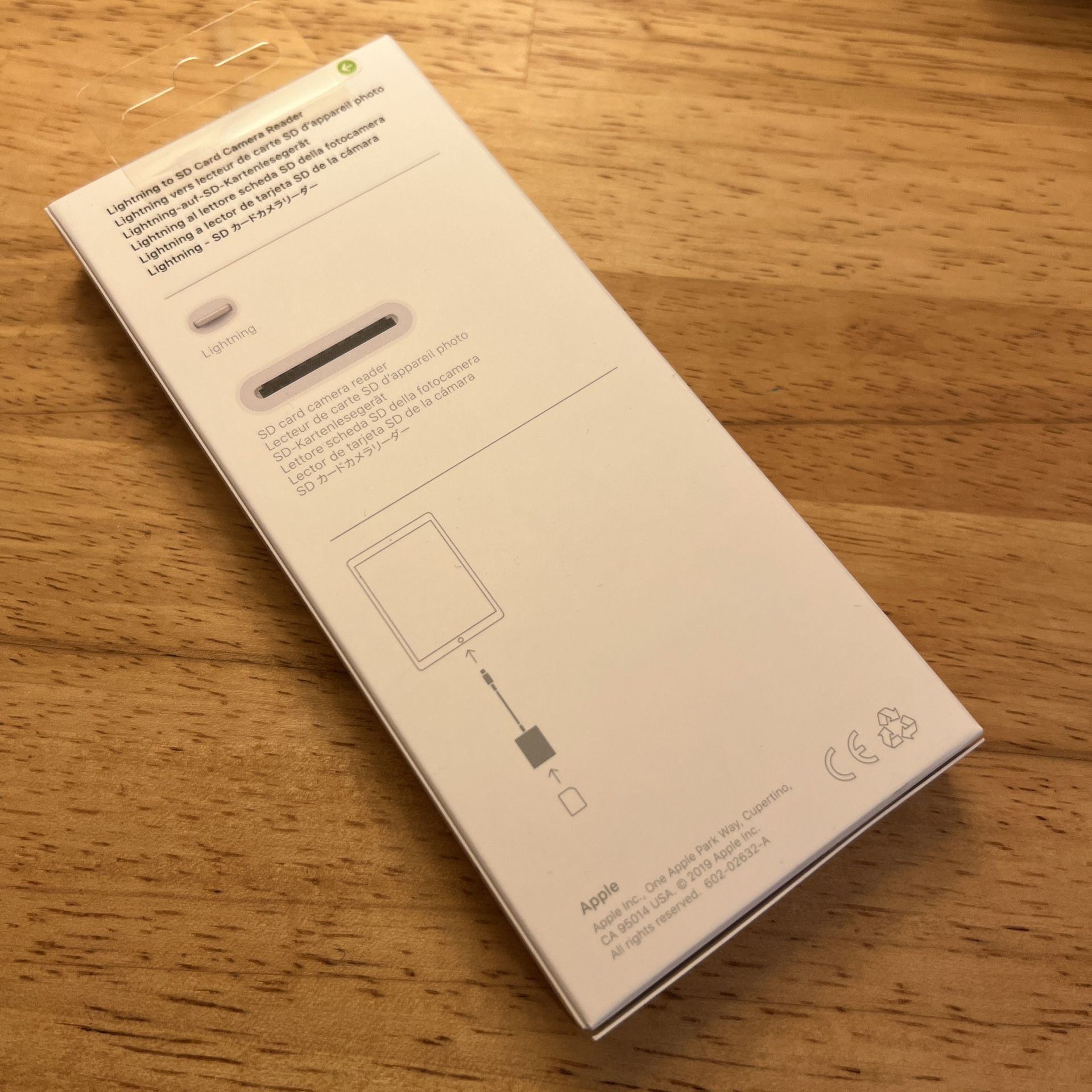 Apple Lightning to SD Card Camera Reader for Sale in Lacey, WA OfferUp