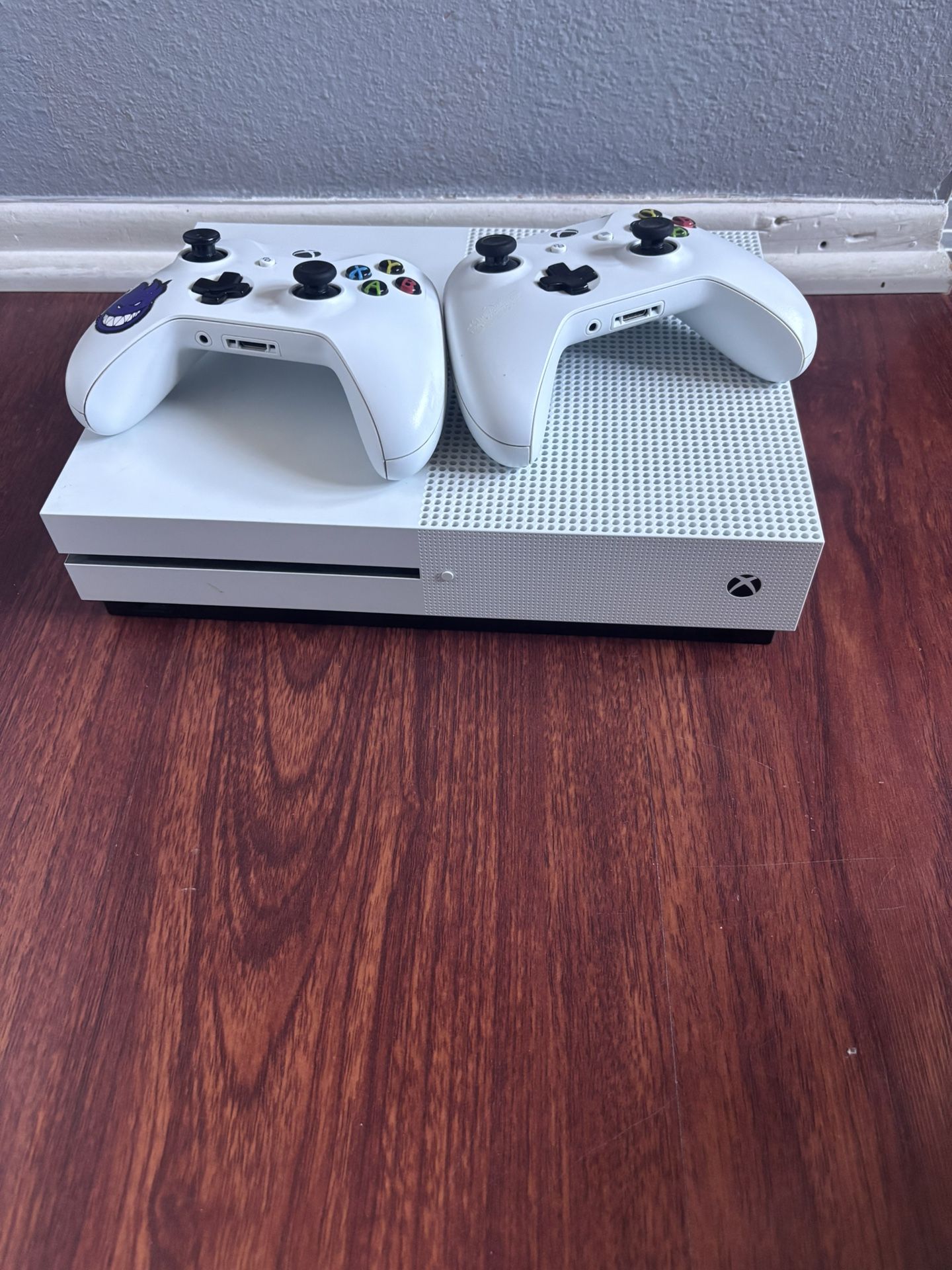 Xbox One S