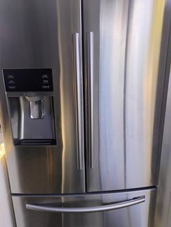 Samsung Refrigerator 300$$$