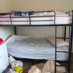 Nice Metal bunk bed set