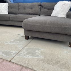Gray Tufted Sectional 