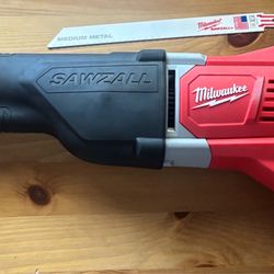 Milwaukee M18 sawzall