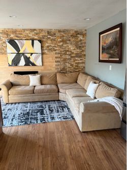 FREE DELIVERY🚚 Pottery Barn Contemporary Sectional Sofa