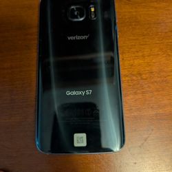 Samsung S7 Cell Phone
