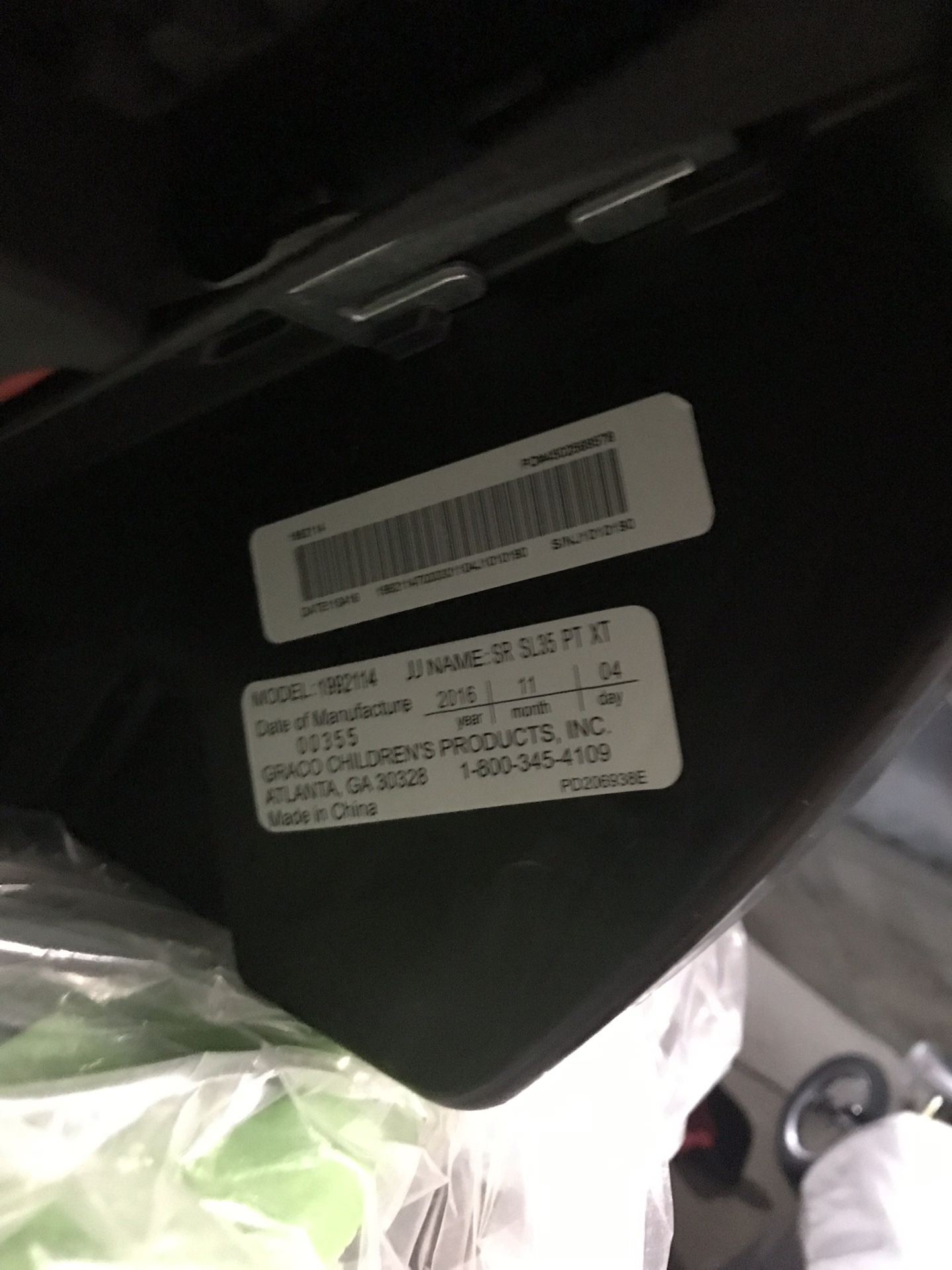 Graco Snugride Snuglock 35 Platinum XT Infant Car seat