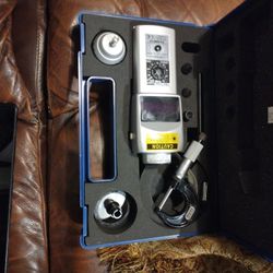 Shimpo DT-207L
Hand Held Laser Tachometer - 6" Wheel and LED