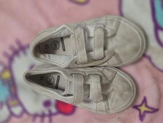 Free toddler shoes