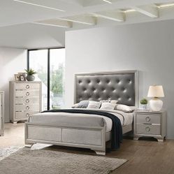 Four Piece Green Bedroom Set Queen Bed Frame Dressing Mirror Nightstand