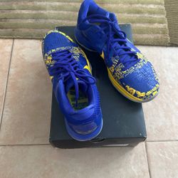 Kobe 5 - Size 11.5 Excellent Condition! 