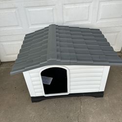 Dog House, Indoor Outdoor Plastic Waterproof Ventilate Dog House for large  medium Dogs, All Weather Dog House with Vents and Floor🐕‍🦺🐕🐩🦮🔥🔥‼️‼️