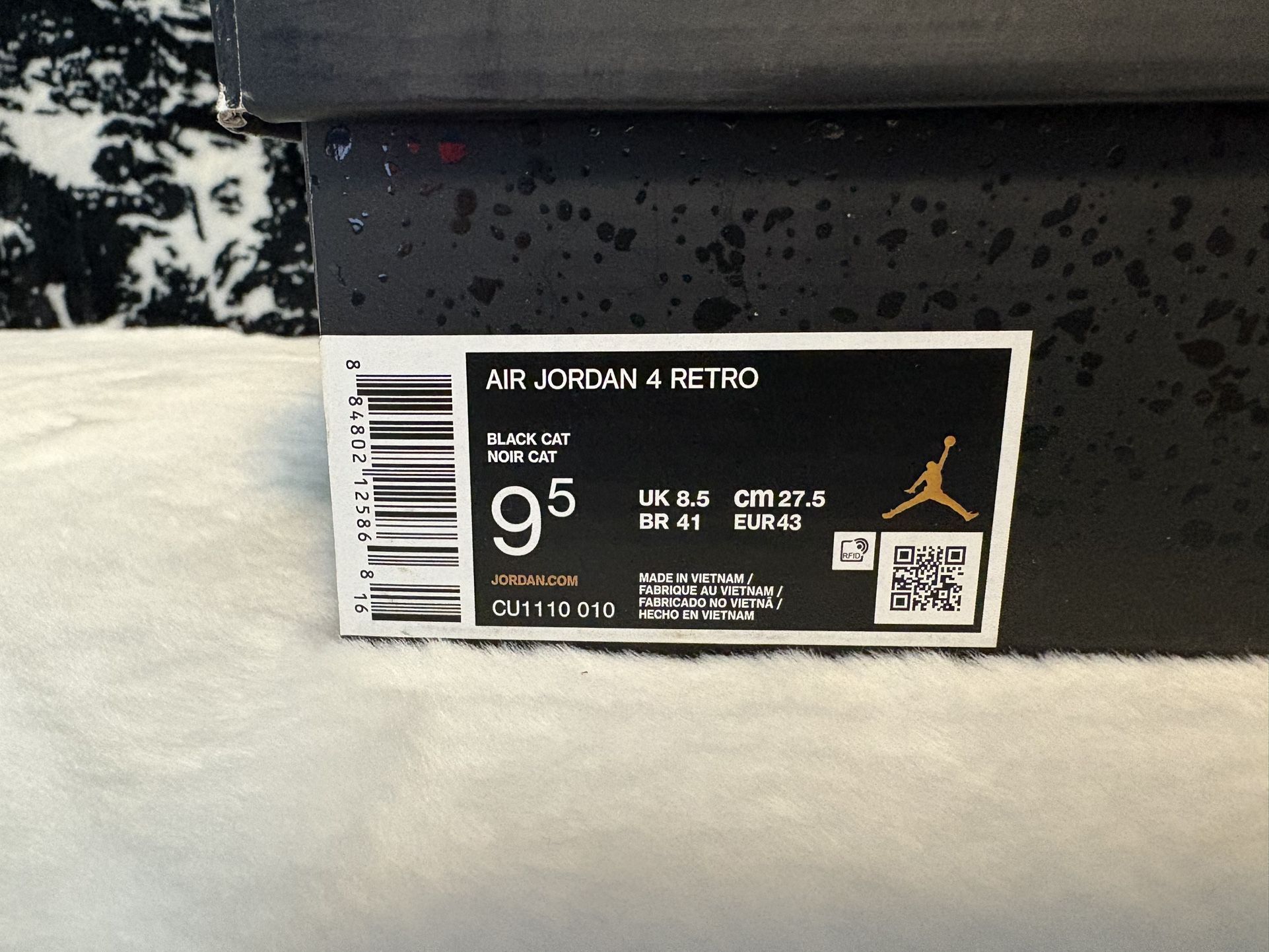 New Size 9.5 Men / 11 Women Jordan 4 Black Cat CU1110 010