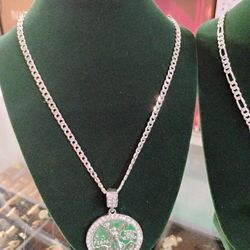 TITANIUM FILLED CHAIN AND CHARM,ESPECIAL