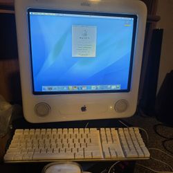 Apple eMac G4 A1002 Computer
