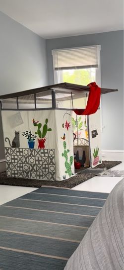 Crate and Barrel Palm Springs Playhouse - Like New