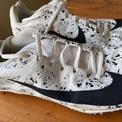 NIKE Running Shoes