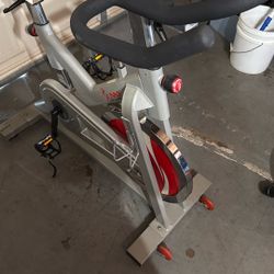 Sunny Health & Fitness Stationary Exercise Bike