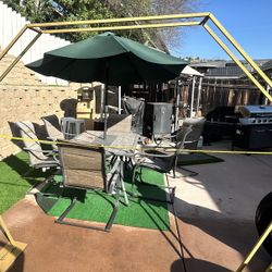 Balloon Arch And Easel 