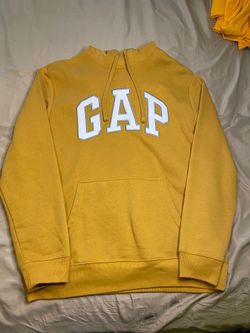 Bright GAP hoodie with orange-yellow fade. Comfy cotton blend. Size Medium 