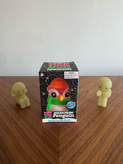 NeeDoh Squishmas Polar Glow Penguin
