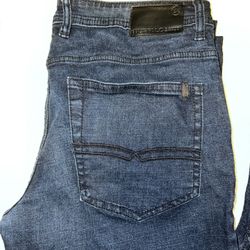 Jeans 34Wx32L