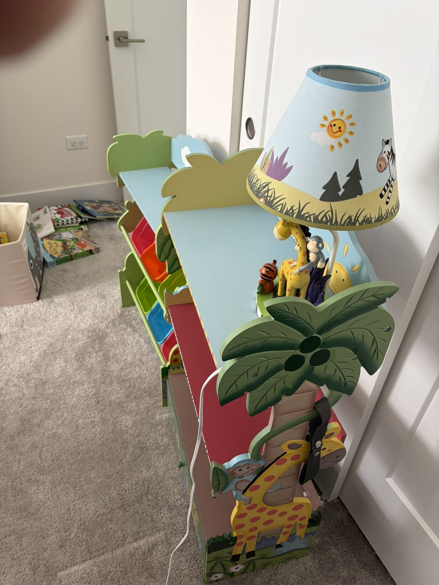 Kids furniture And Lamp