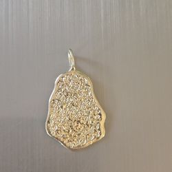 10k Gold Pendant 