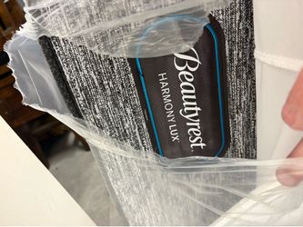 Ultra comfortable queen mattress