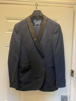 Men’s Tuxedo Suit Custom Fits 44R