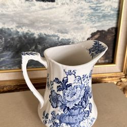 Alfred Meakin Pitcher  AS IS Blue and white  Charlotte Pattern Staffordshire England 1930's