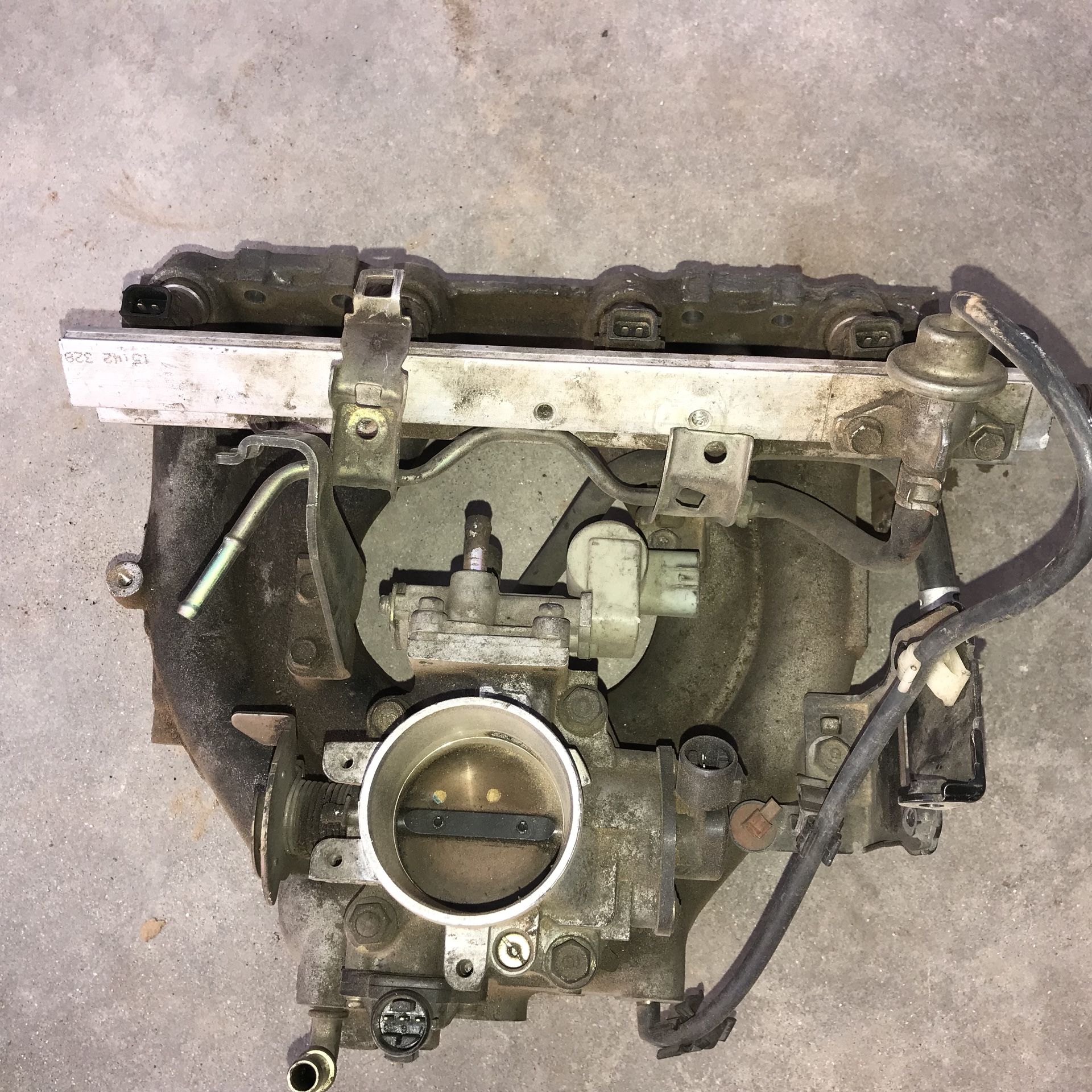 Honda Civic D16Y7 Intake Manifold