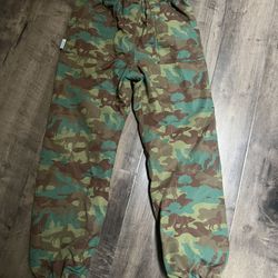 Boy’s Camo Snow Pants Size 8