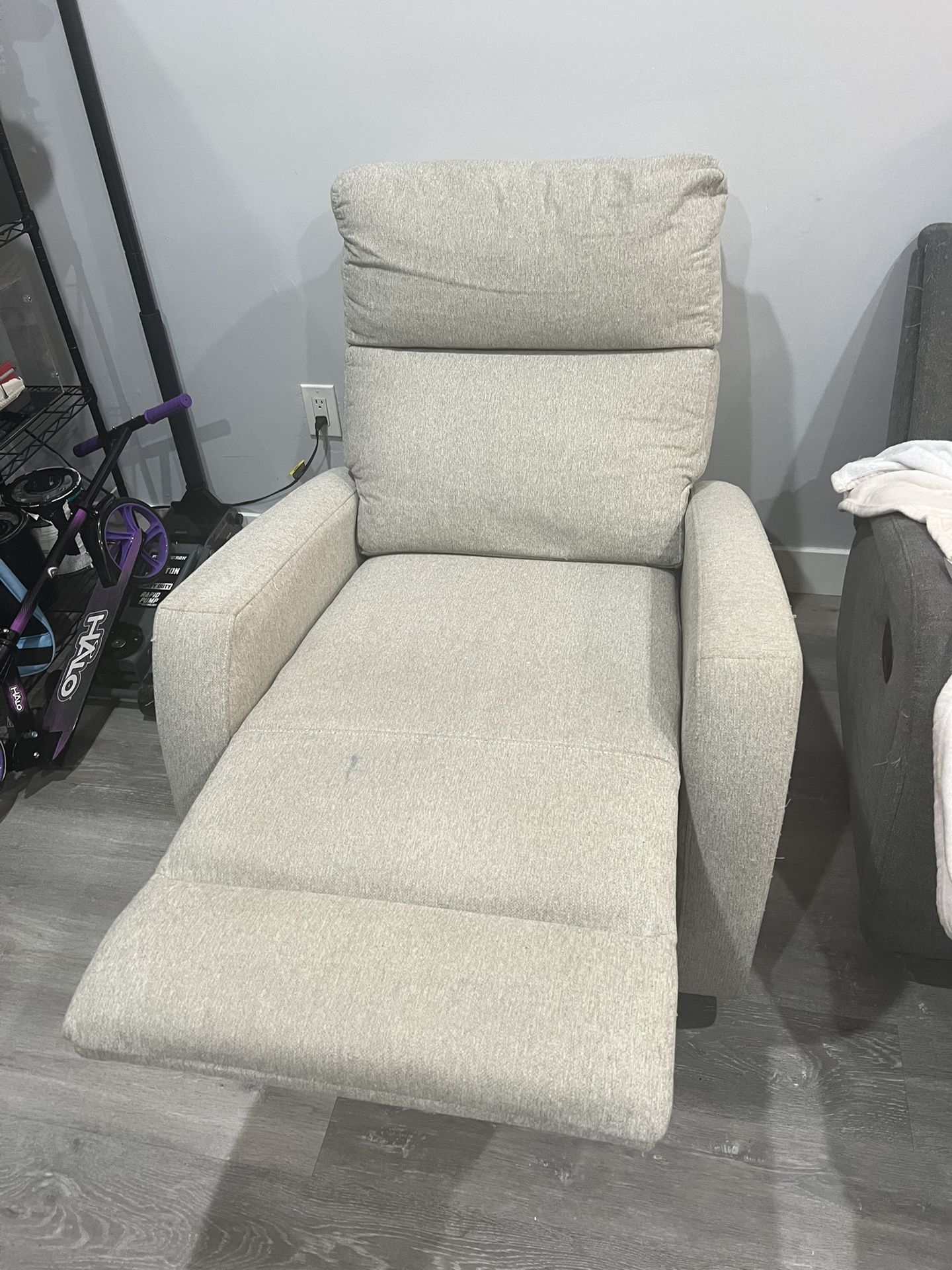 Grayish Green Living Spaces Living Room Recliner (Please See Description!!)