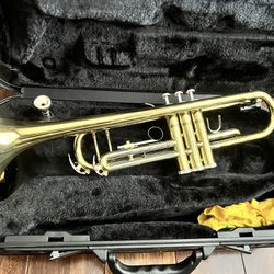  Trumpet ACTR512L  w/ Hard Case