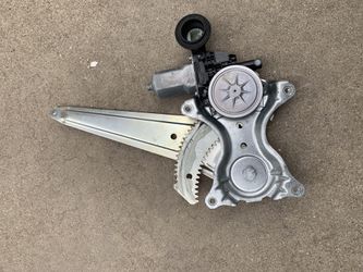 2014 Toyota Corolla S power rear passenger window regulator and motor