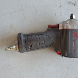 Ingersoll Rand 3/8s Impact Gun