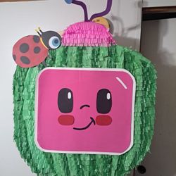 Festeja Tu Cumpleaños Con Una Piñata De Tu Personaje Favorito 