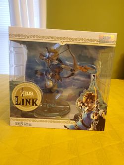 Botw Link Statue brand new!